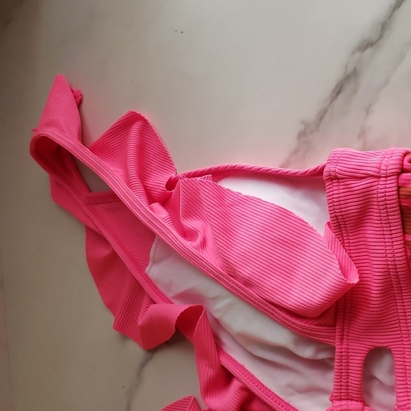 SPORLIKE Ruffle High Waist Swimsuit in Hot Pink with an Animal Print Size M - Picture 8 of 10